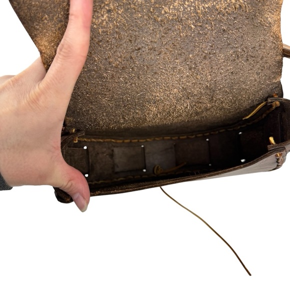 Vintage Floral Butterfly Tooled Thick Leather Braided Shoulder Bag Brown Hippie - Picture 16 of 16